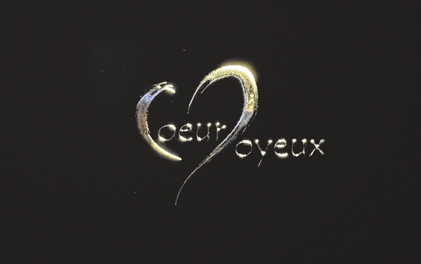Le bon cadeau du Cœur Joyeux : carte noire, logo doré